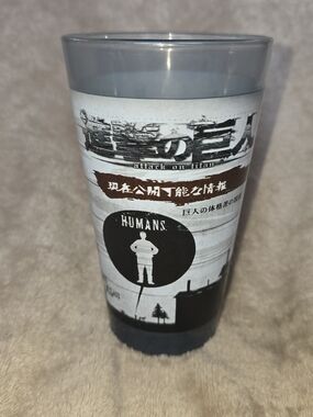 Attack on Titan Black & White Character Pint Glass